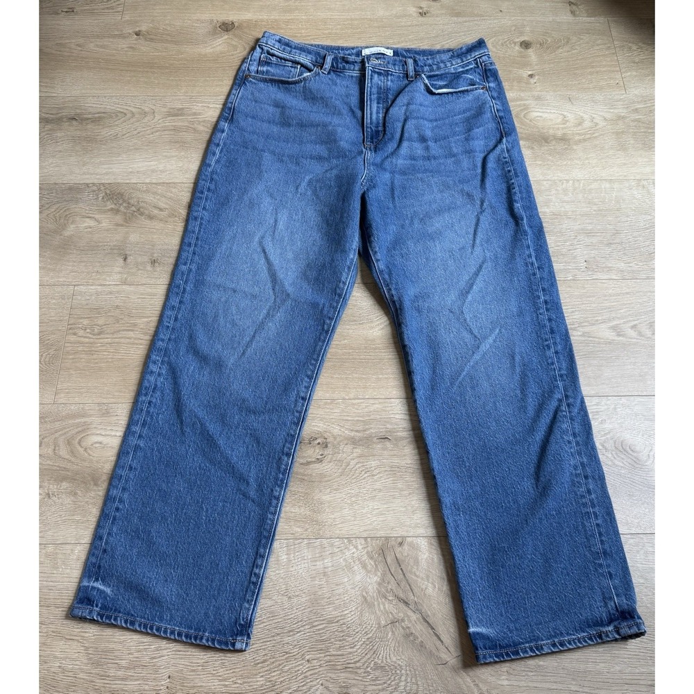 EUC Womens Loft The Straight Leg Stretch Jeans Light Distressing Size 31 / 12